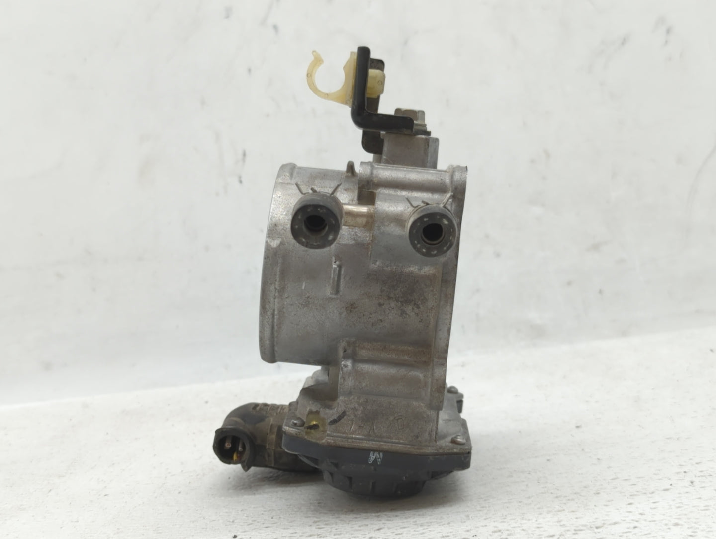 2010-2017 Toyota Camry Throttle Body P/N:22030-0V010 22030-36010 Fits Fits 2009 2010 2011 2012 2013 2014 2015 2016 2017 2018