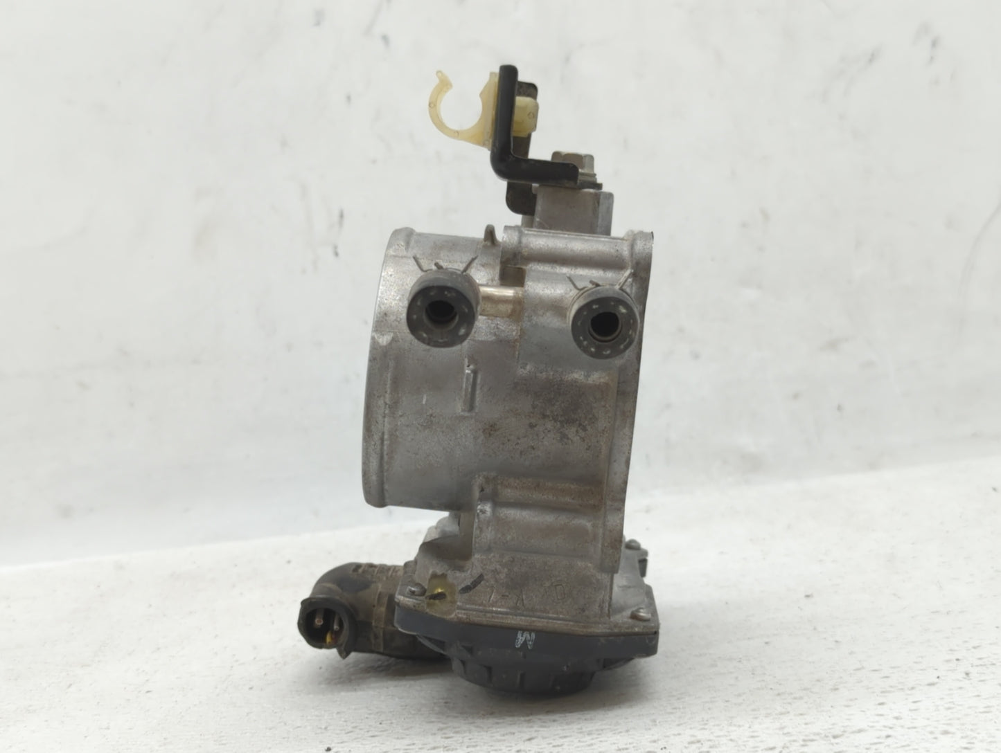 2010-2017 Toyota Camry Throttle Body P/N:22030-0V010 22030-36010 Fits Fits 2009 2010 2011 2012 2013 2014 2015 2016 2017 2018