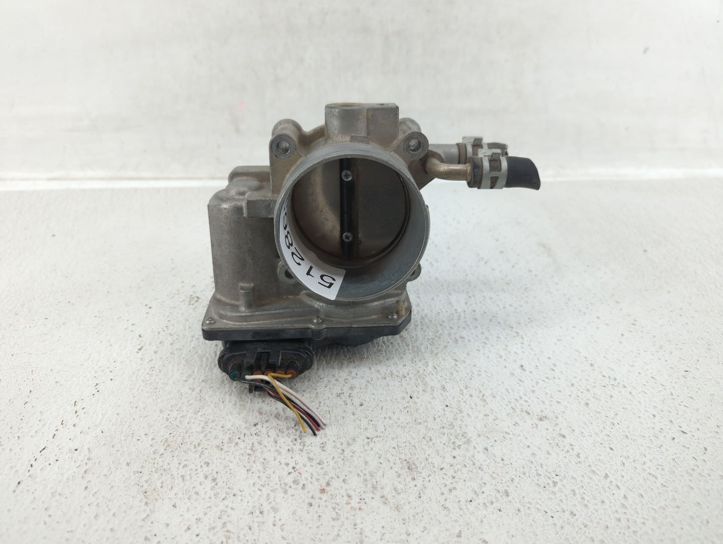 2010-2017 Toyota Camry Throttle Body P/N:22030-0V010 Fits Fits 2009 2010 2011 2012 2013 2014 2015 2016 2017 2018 2019 OEM Us