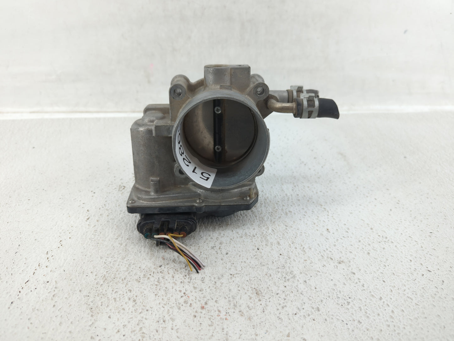 2010-2017 Toyota Camry Throttle Body P/N:22030-0V010 Fits Fits 2009 2010 2011 2012 2013 2014 2015 2016 2017 2018 2019 OEM Us