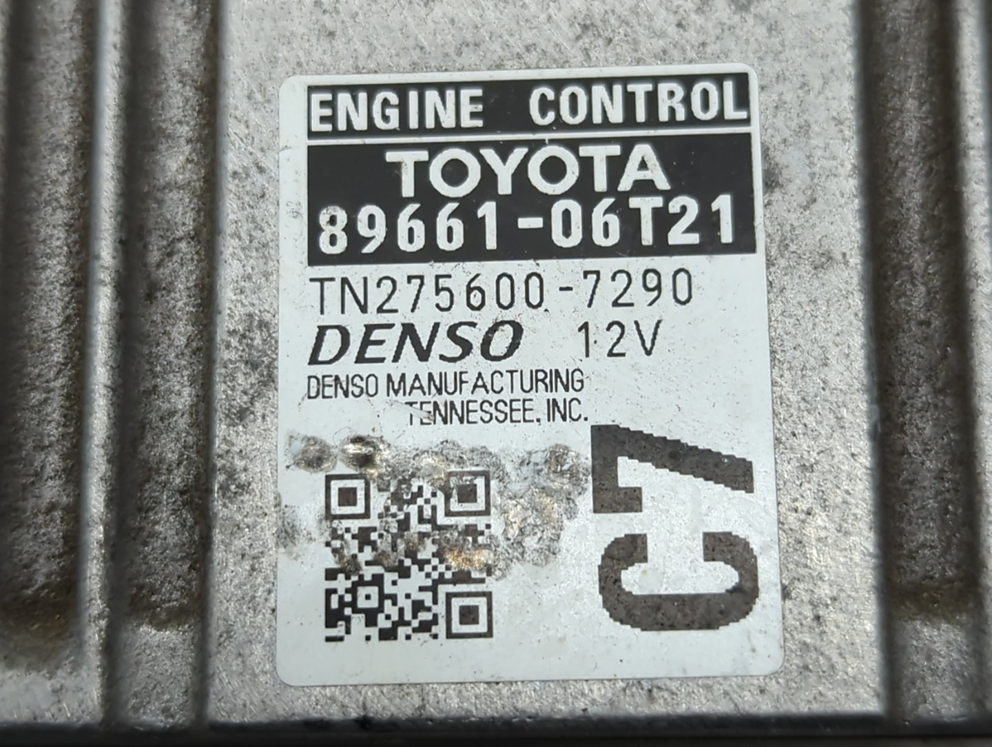 2016-2017 Toyota Camry PCM Engine Control Computer ECU ECM PCU OEM P/N:89661-06T21 89661-06T22 Fits Fits 2016 2017 OEM Used 