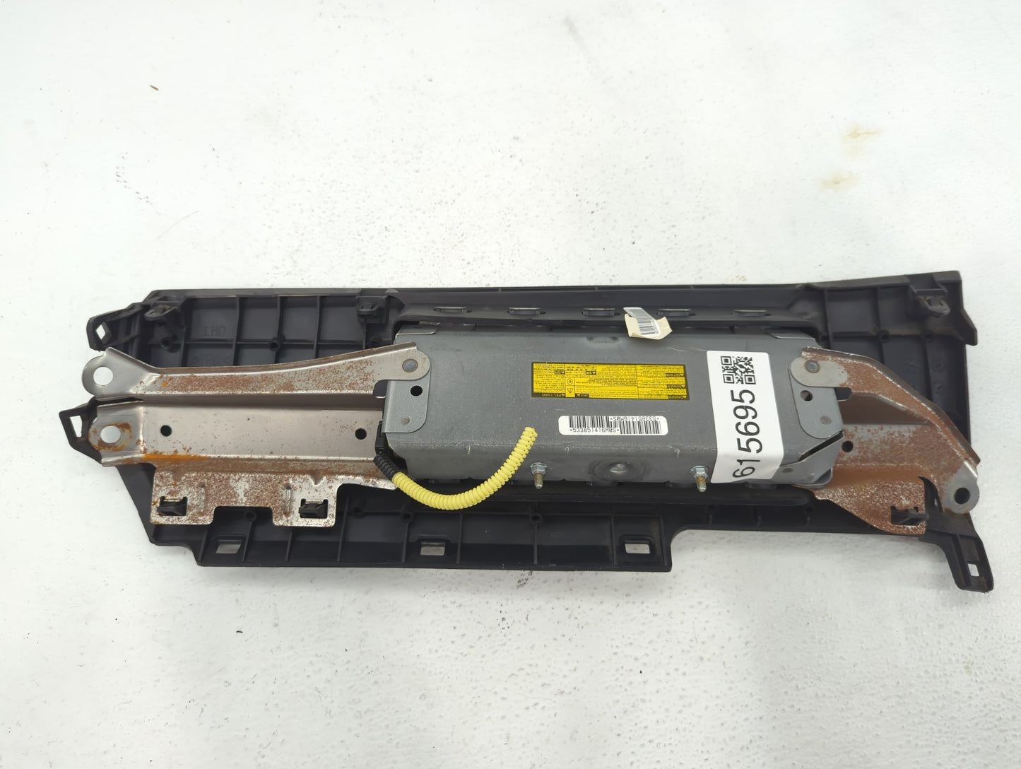 2017 Toyota Camry Air Bag Passenger Right Knee OEM Fits OEM Used Auto Parts - Oemusedautoparts1.com