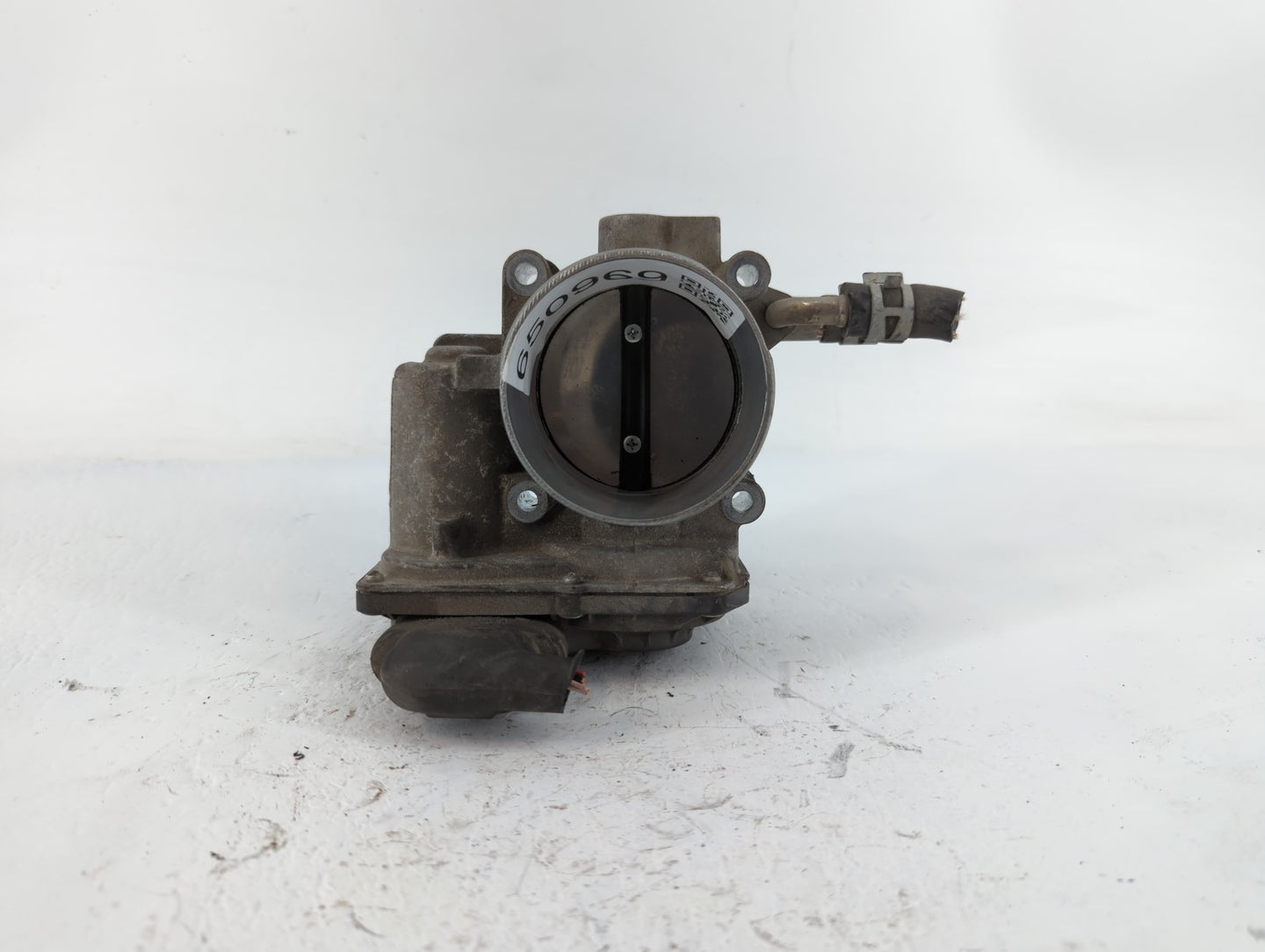 2012-2017 Toyota Camry Throttle Body P/N:22030-0V010 Fits Fits 2012 2013 2014 2015 2016 2017 2018 2019 2020 2021 OEM Used Au