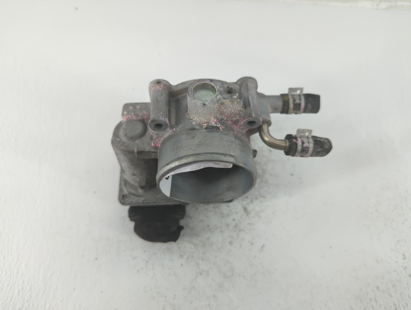 2010-2017 Toyota Camry Throttle Body P/N:22030-0V010 Fits Fits 2009 2010 2011 2012 2013 2014 2015 2016 2017 2018 2019 OEM Us