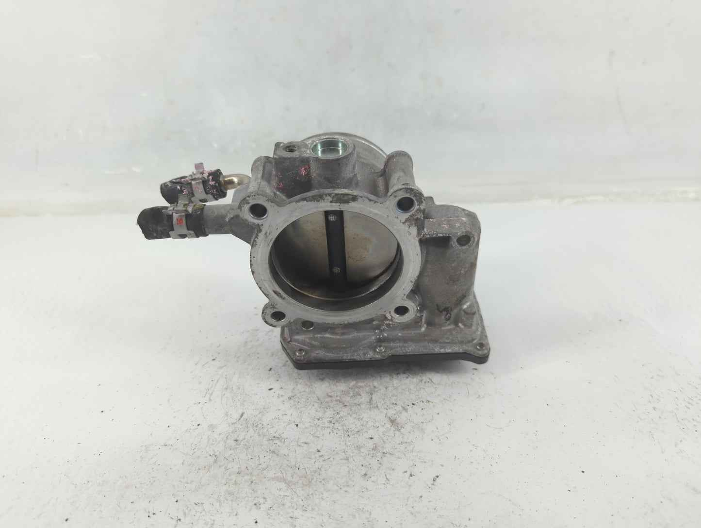2010-2017 Toyota Camry Throttle Body P/N:22030-0V010 Fits Fits 2009 2010 2011 2012 2013 2014 2015 2016 2017 2018 2019 OEM Us