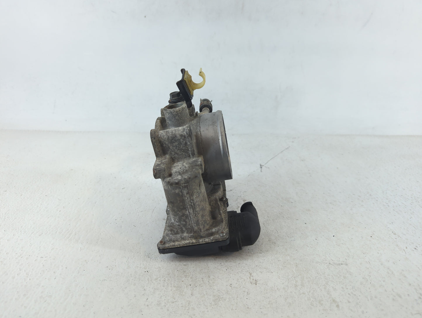 2010-2017 Toyota Camry Throttle Body P/N:22030-0V010 Fits Fits 2009 2010 2011 2012 2013 2014 2015 2016 2017 2018 2019 OEM Us