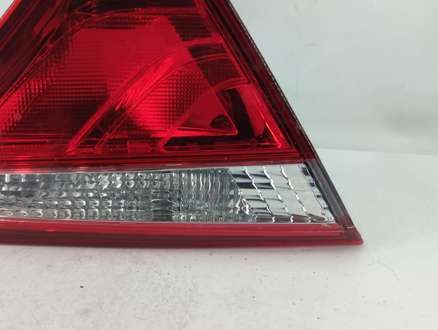 2015-2017 Toyota Camry Tail Light Assembly Driver Left OEM P/N:945 235 Fits Fits 2015 2016 2017 OEM Used Auto Parts - Oemuse