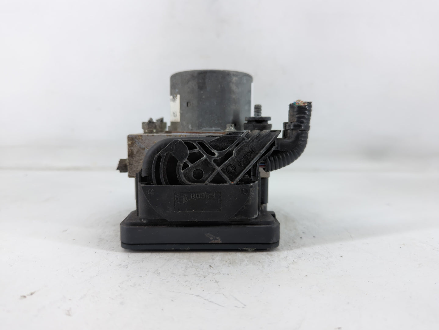 2015-2017 Toyota Camry ABS Pump Control Module Replacement P/N:4454006180 Fits Fits 2015 2016 2017 OEM Used Auto Parts - Oem