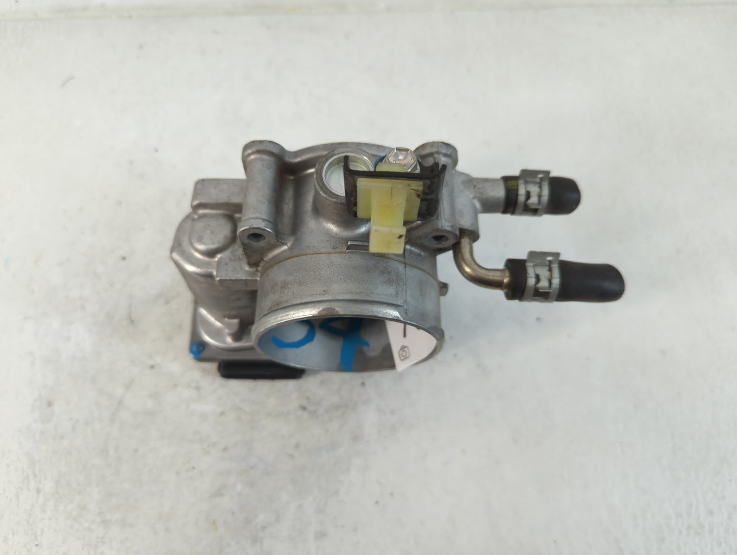 2010-2017 Toyota Camry Throttle Body P/N:22030-0V010 Fits Fits 2009 2010 2011 2012 2013 2014 2015 2016 2017 2018 2019 OEM Us