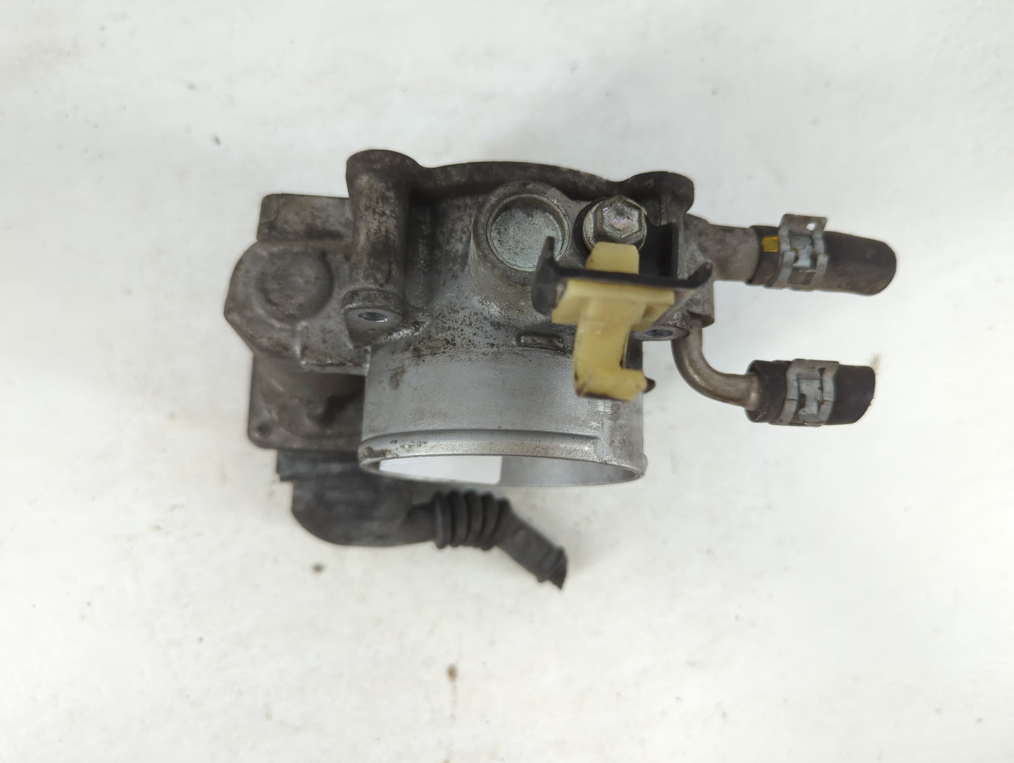 2012-2017 Toyota Camry Throttle Body P/N:22030-0V010 Fits Fits 2012 2013 2014 2015 2016 2017 2018 2019 2020 2021 OEM Used Au