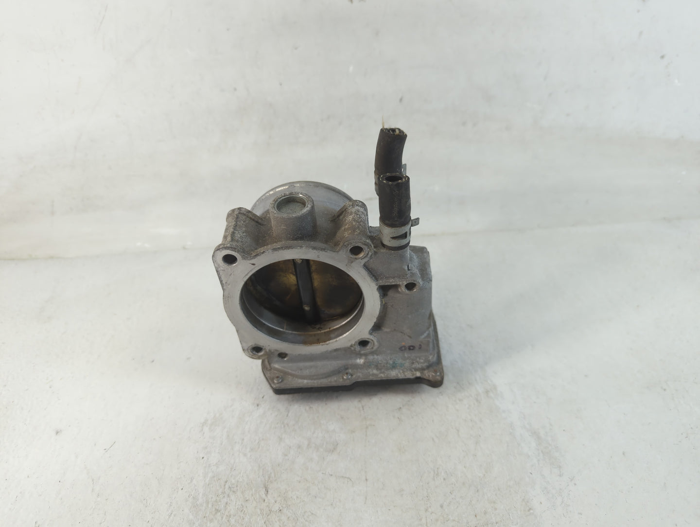 2007-2017 Toyota Camry Throttle Body P/N:22030-0P050 Fits OEM Used Auto Parts - Oemusedautoparts1.com