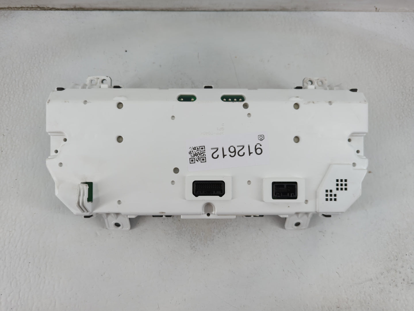 2015-2017 Toyota Camry Instrument Cluster Speedometer Gauges P/N:83800-0X810-00 Fits Fits 2015 2016 2017 OEM Used Auto Parts
