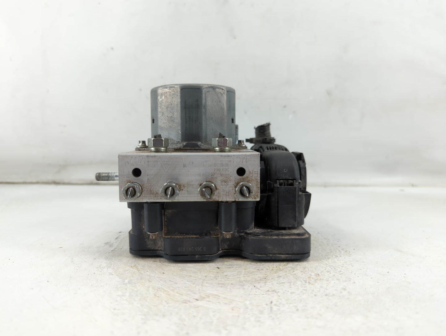 2015-2017 Toyota Camry ABS Pump Control Module Replacement P/N:44540-06180 Fits Fits 2015 2016 2017 OEM Used Auto Parts - Oe
