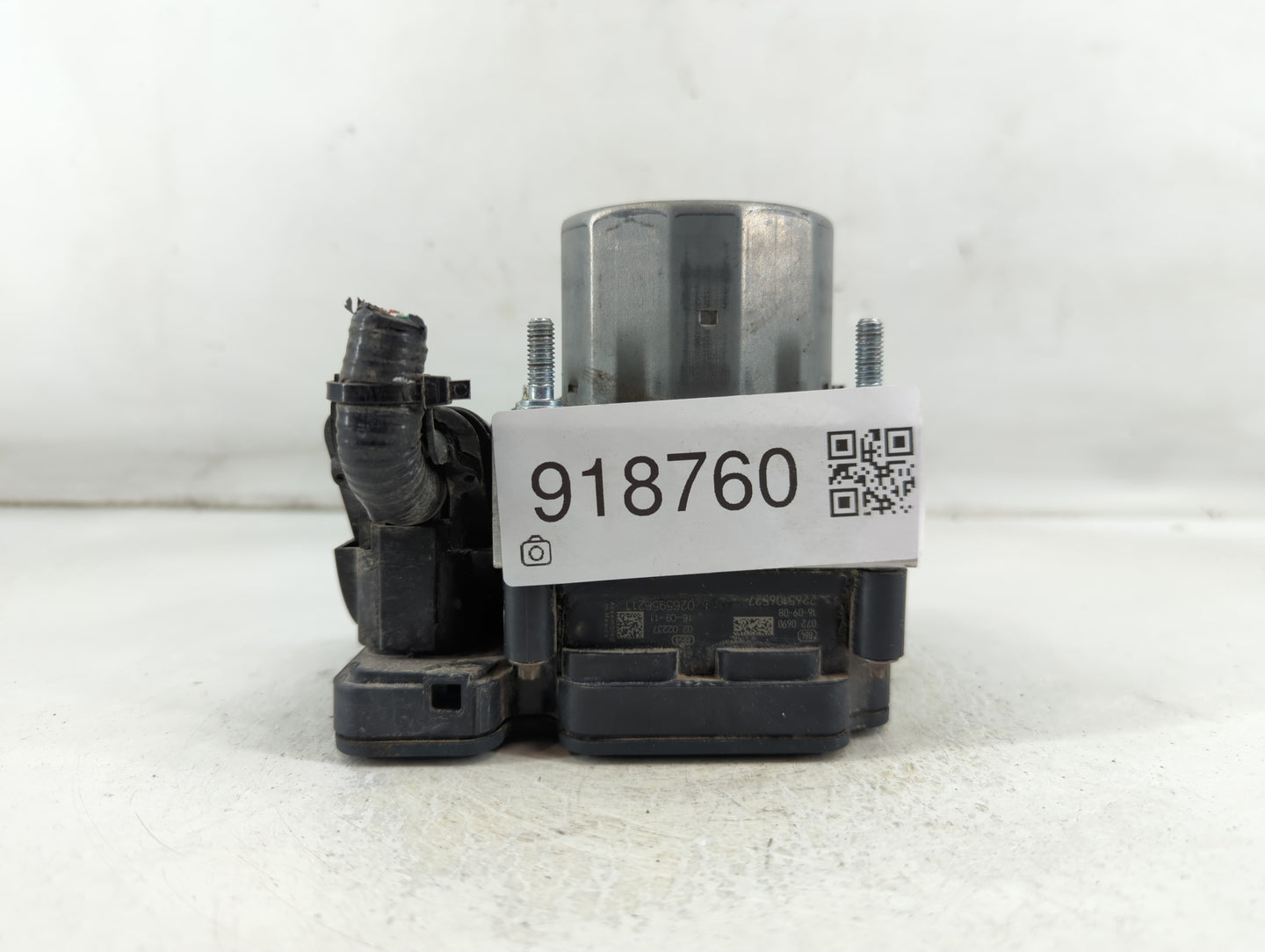 2015-2017 Toyota Camry ABS Pump Control Module Replacement P/N:44540-06180 Fits Fits 2015 2016 2017 OEM Used Auto Parts - Oe