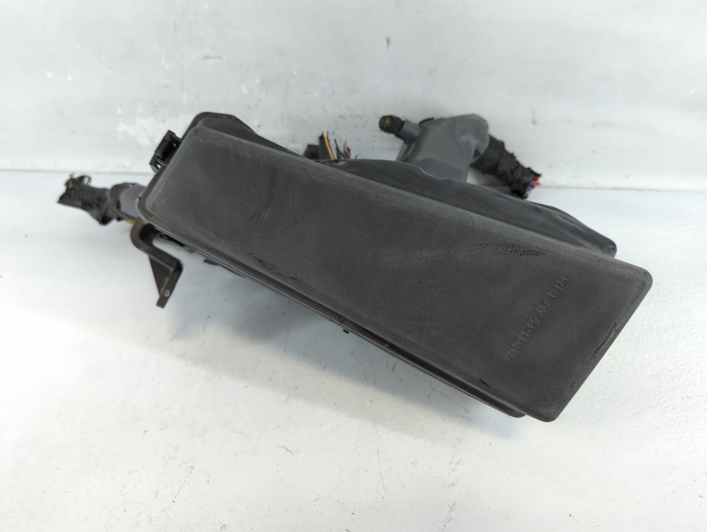 2012-2017 Toyota Camry Fusebox Fuse Box Panel Relay Module P/N:82720-33301 Fits Fits 2012 2013 2014 2015 2016 2017 OEM Used 