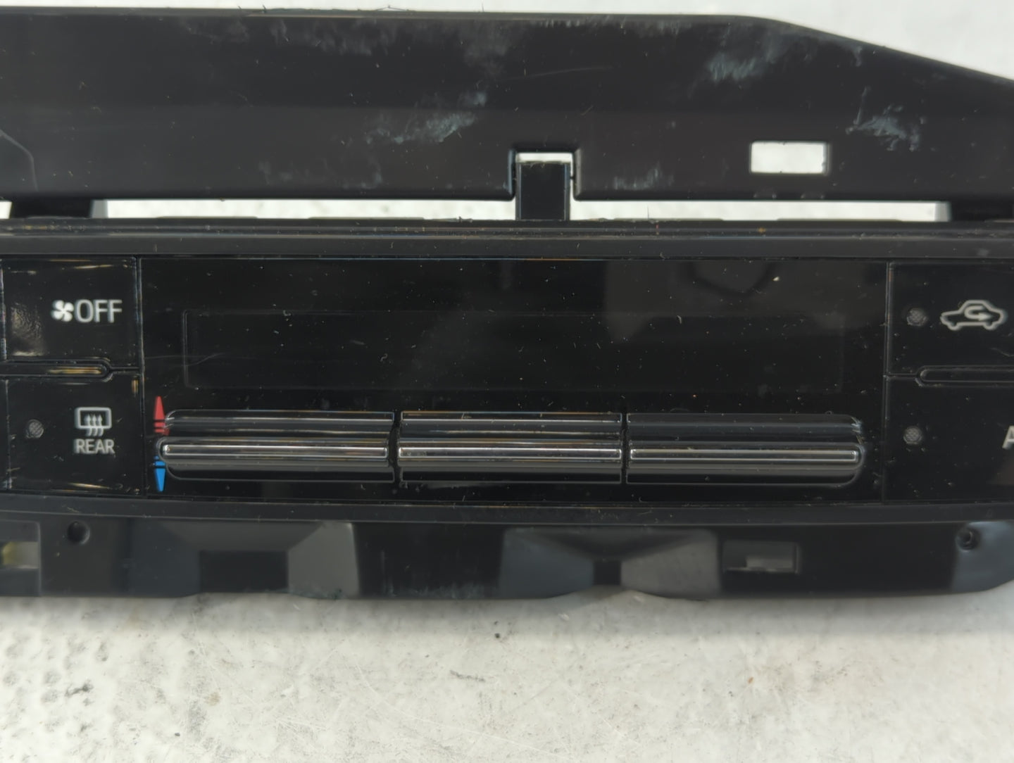 2017-2019 Toyota Corolla Climate Control Module Temperature AC/Heater Replacement P/N:75K114 Fits Fits 2017 2018 2019 OEM Us