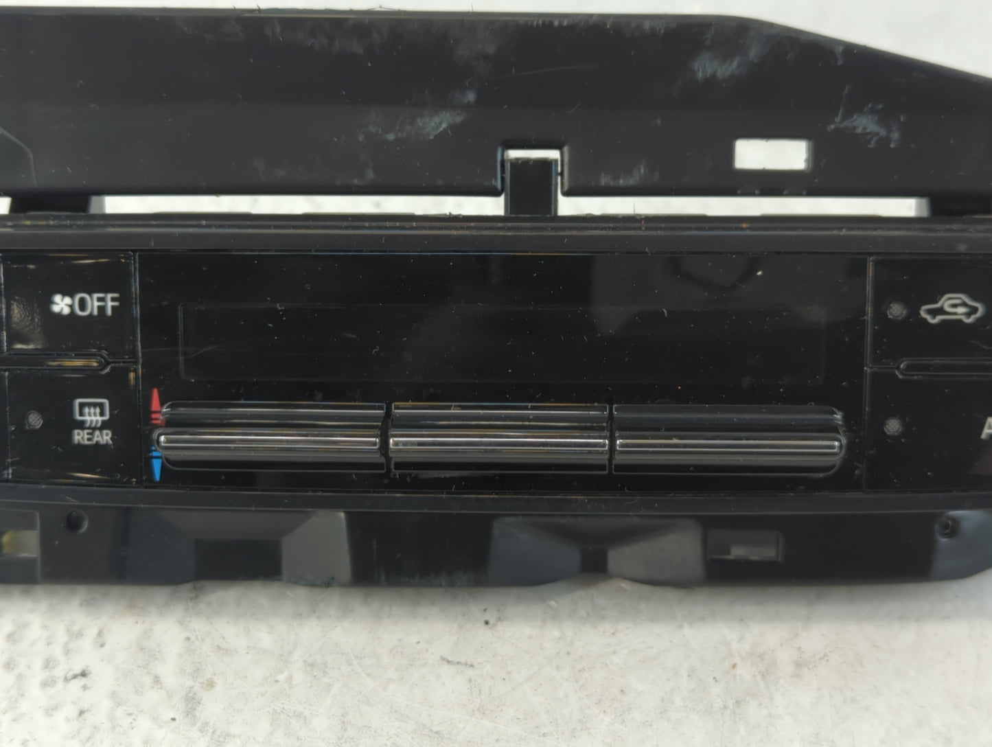 2017-2019 Toyota Corolla Climate Control Module Temperature AC/Heater Replacement P/N:75K114 Fits Fits 2017 2018 2019 OEM Us