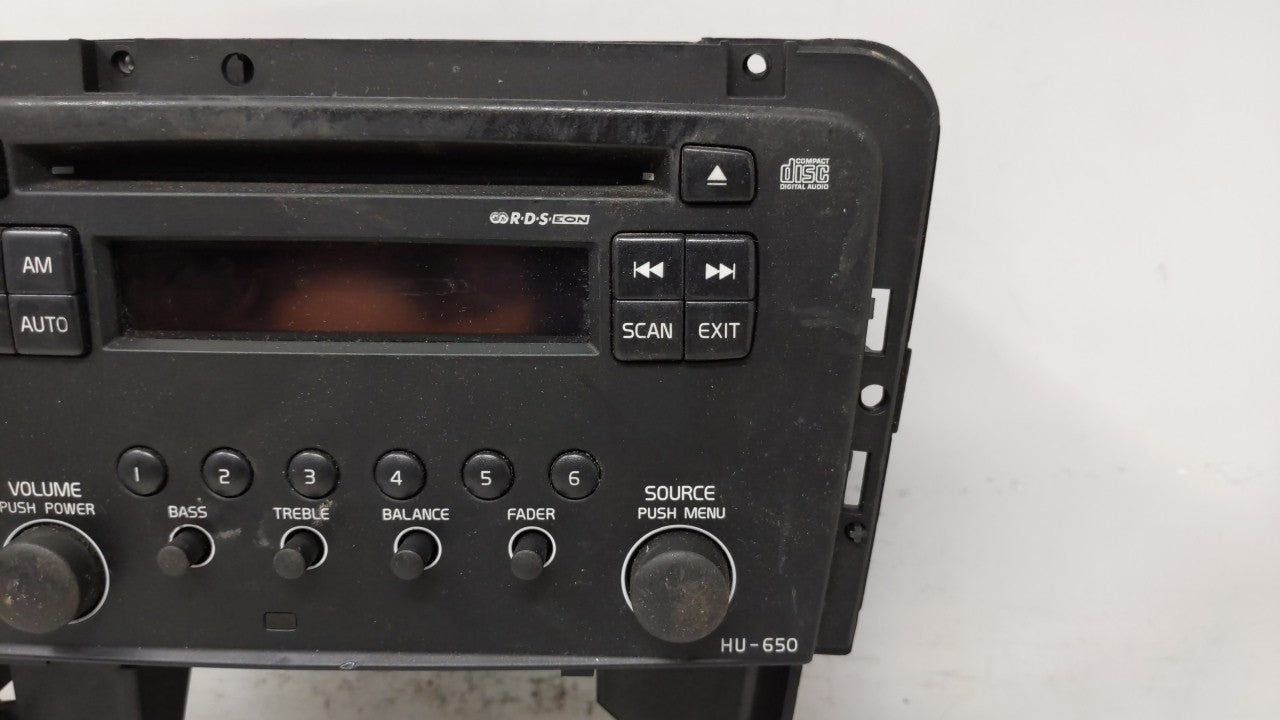 2017-2018 Toyota Corolla Am Fm Cd Player Radio Receiver - Oemusedautoparts1.com