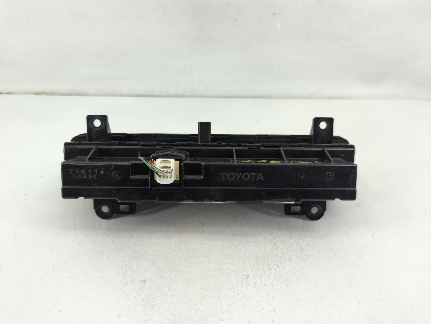 2017-2019 Toyota Corolla Climate Control Module Temperature AC/Heater Replacement P/N:55900-02A30 Fits Fits 2017 2018 2019 O