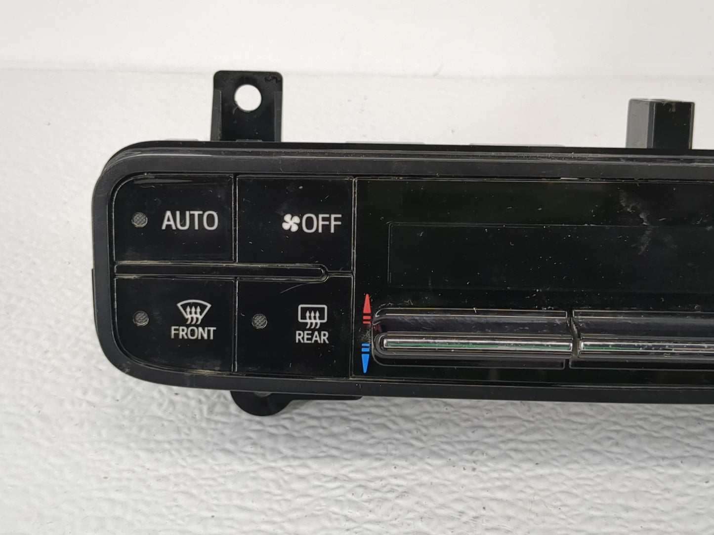 2017-2019 Toyota Corolla Climate Control Module Temperature AC/Heater Replacement P/N:75K114 Fits Fits 2017 2018 2019 OEM Us