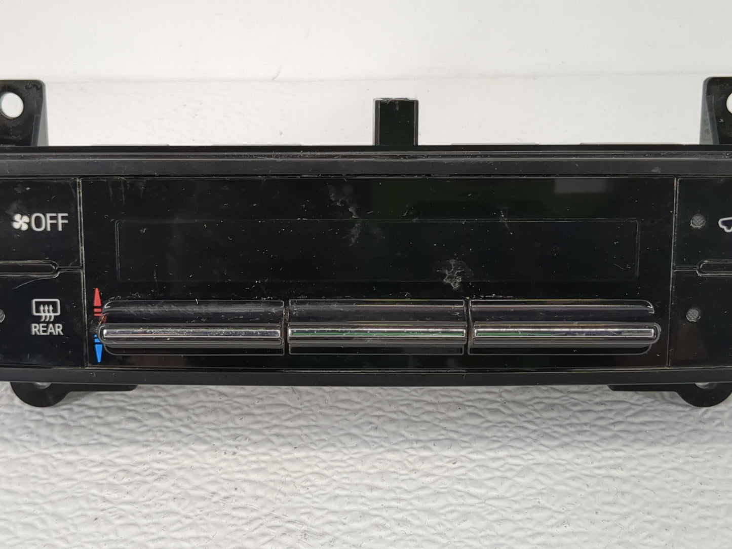 2017-2019 Toyota Corolla Climate Control Module Temperature AC/Heater Replacement P/N:75K114 Fits Fits 2017 2018 2019 OEM Us