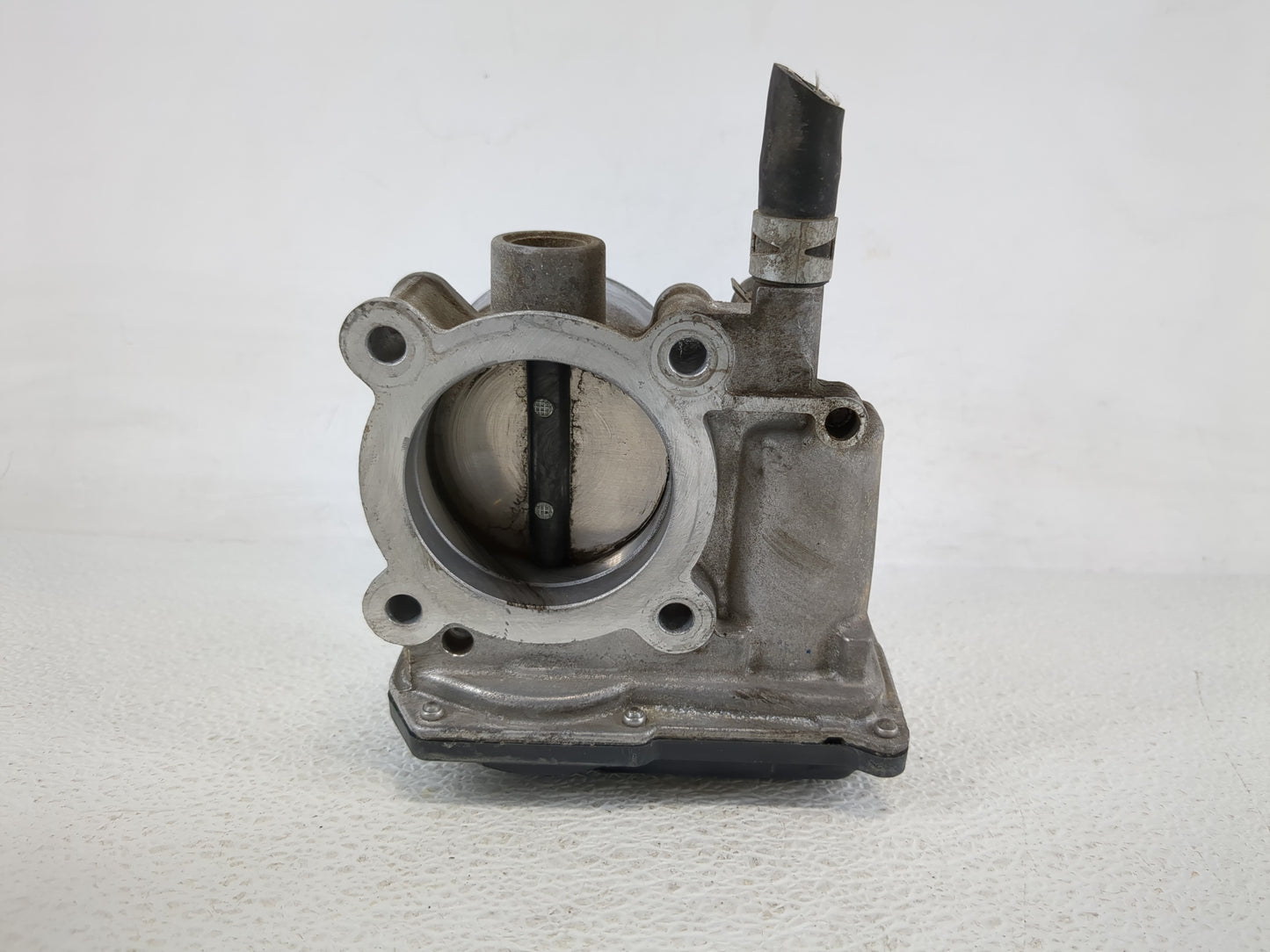 2011-2019 Toyota Corolla Throttle Body P/N:22030-0T080 Fits Fits 2011 2012 2013 2014 2015 2016 2017 2018 2019 OEM Used Auto 