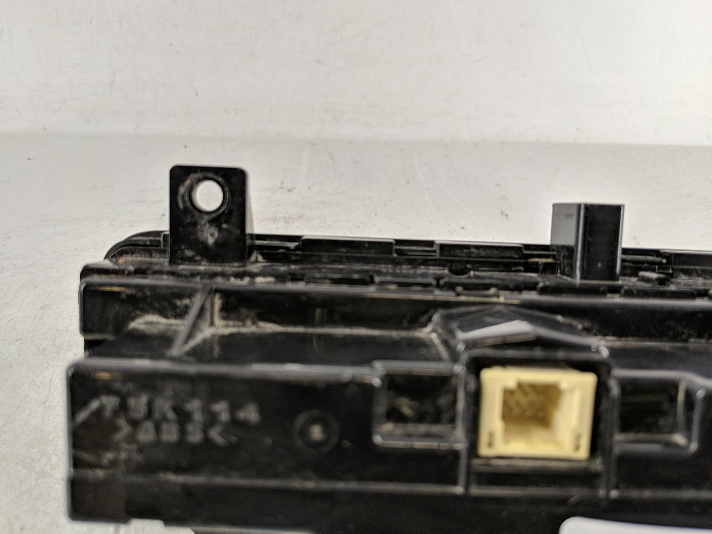 2017-2019 Toyota Corolla Climate Control Module Temperature AC/Heater Replacement P/N:75K114 Fits Fits 2017 2018 2019 OEM Us