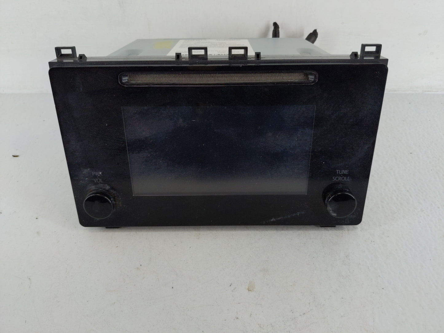 2017-2019 Toyota Corolla Radio AM FM Cd Player Receiver Replacement P/N:86140-02520 Fits Fits 2017 2018 2019 OEM Used Auto P