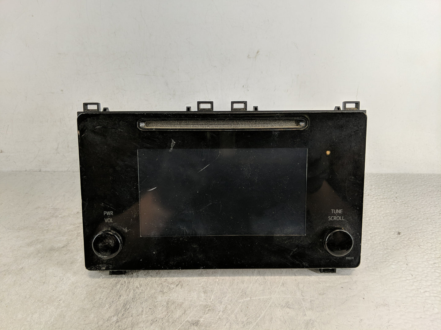 2017-2019 Toyota Corolla Radio AM FM Cd Player Receiver Replacement P/N:139000-0780B101 Fits Fits 2017 2018 2019 OEM Used Au