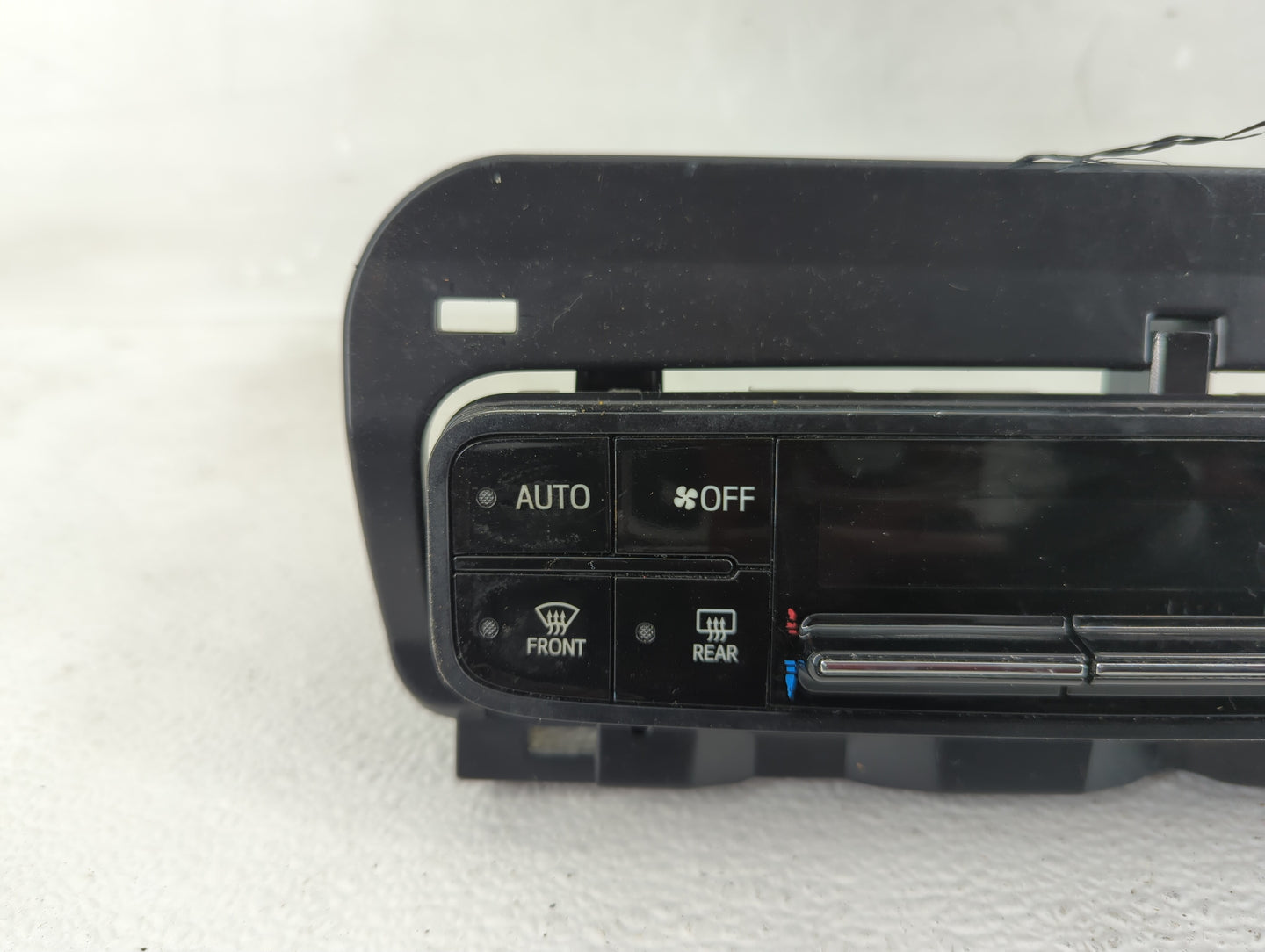 2017-2019 Toyota Corolla Climate Control Module Temperature AC/Heater Replacement P/N:55468-02060 Fits Fits 2017 2018 2019 O