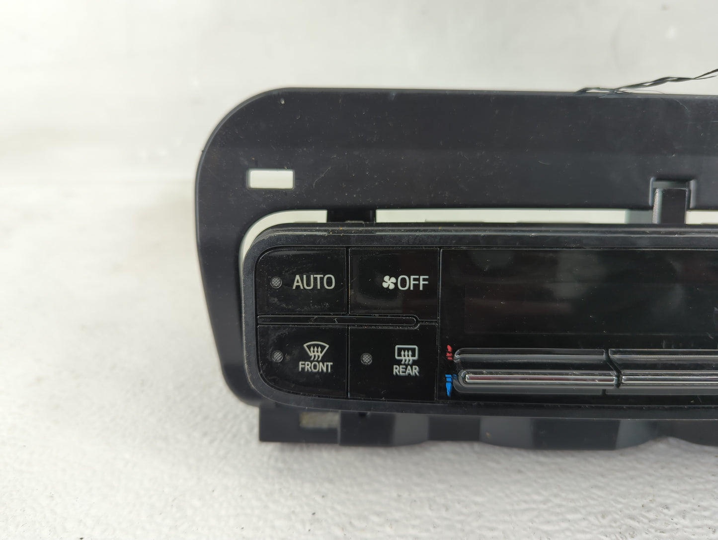 2017-2019 Toyota Corolla Climate Control Module Temperature AC/Heater Replacement P/N:55468-02060 Fits Fits 2017 2018 2019 O