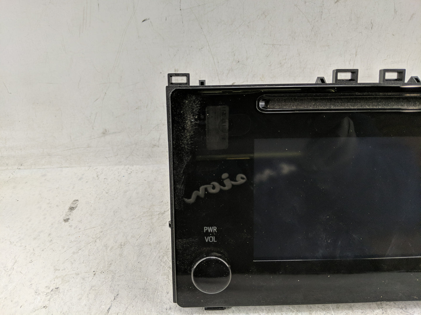 2017-2019 Toyota Corolla Radio AM FM Cd Player Receiver Replacement P/N:86140-02520 Fits Fits 2017 2018 2019 OEM Used Auto P