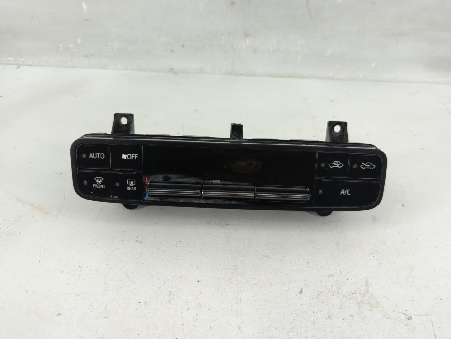 2017-2019 Toyota Corolla Climate Control Module Temperature AC/Heater Replacement Fits Fits 2017 2018 2019 OEM Used Auto Par