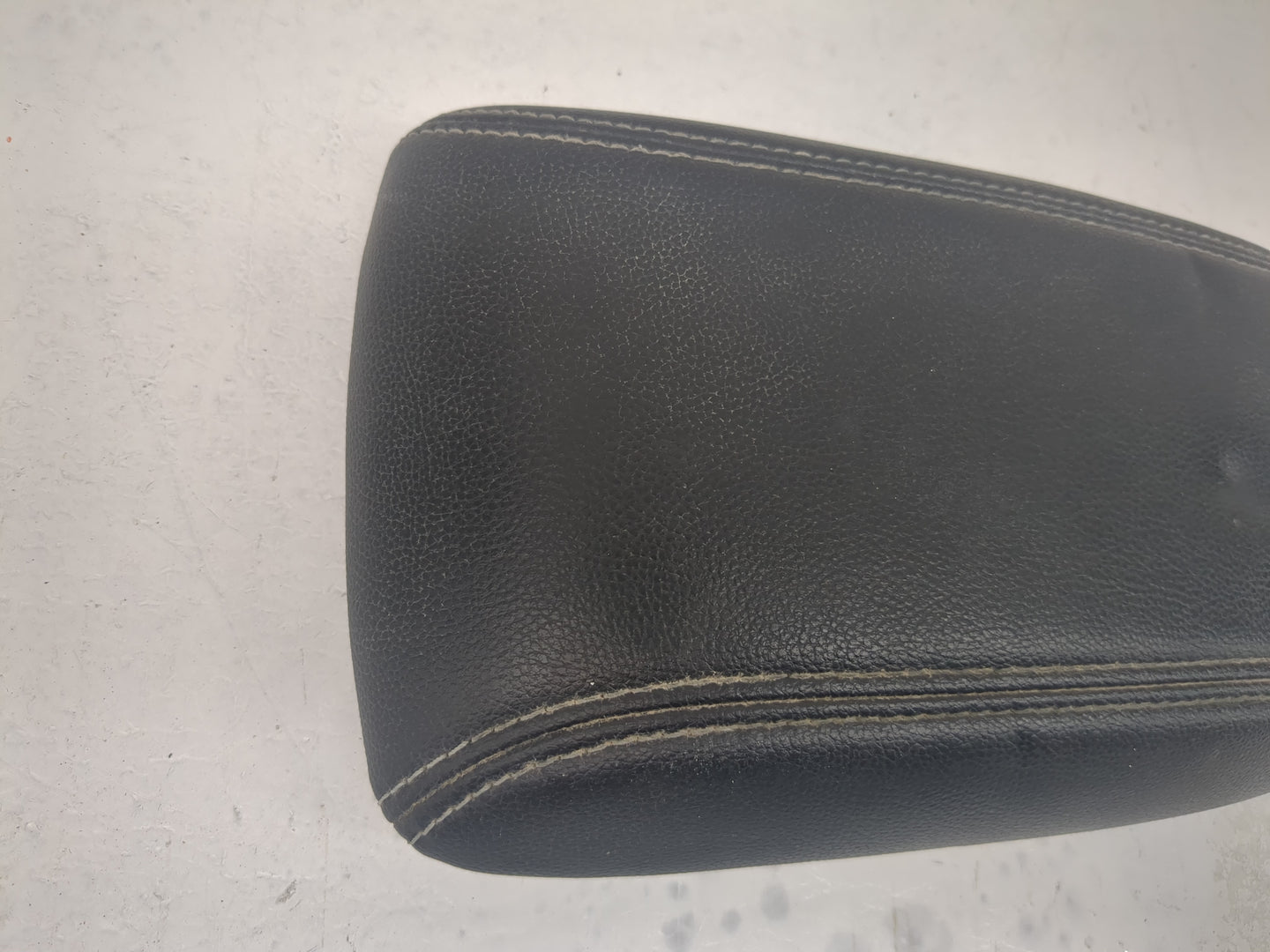 2017 Toyota Corolla Center Console Armrest Cover Lid Fits OEM Used Auto Parts - Oemusedautoparts1.com