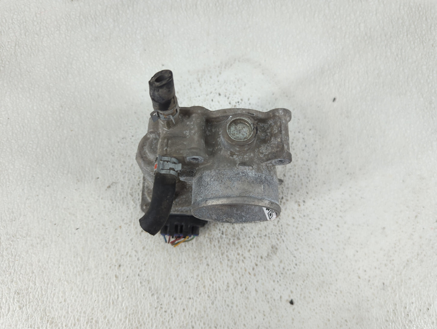 2011-2019 Toyota Corolla Throttle Body P/N:22030-0T080 Fits Fits 2011 2012 2013 2014 2015 2016 2017 2018 2019 OEM Used Auto 