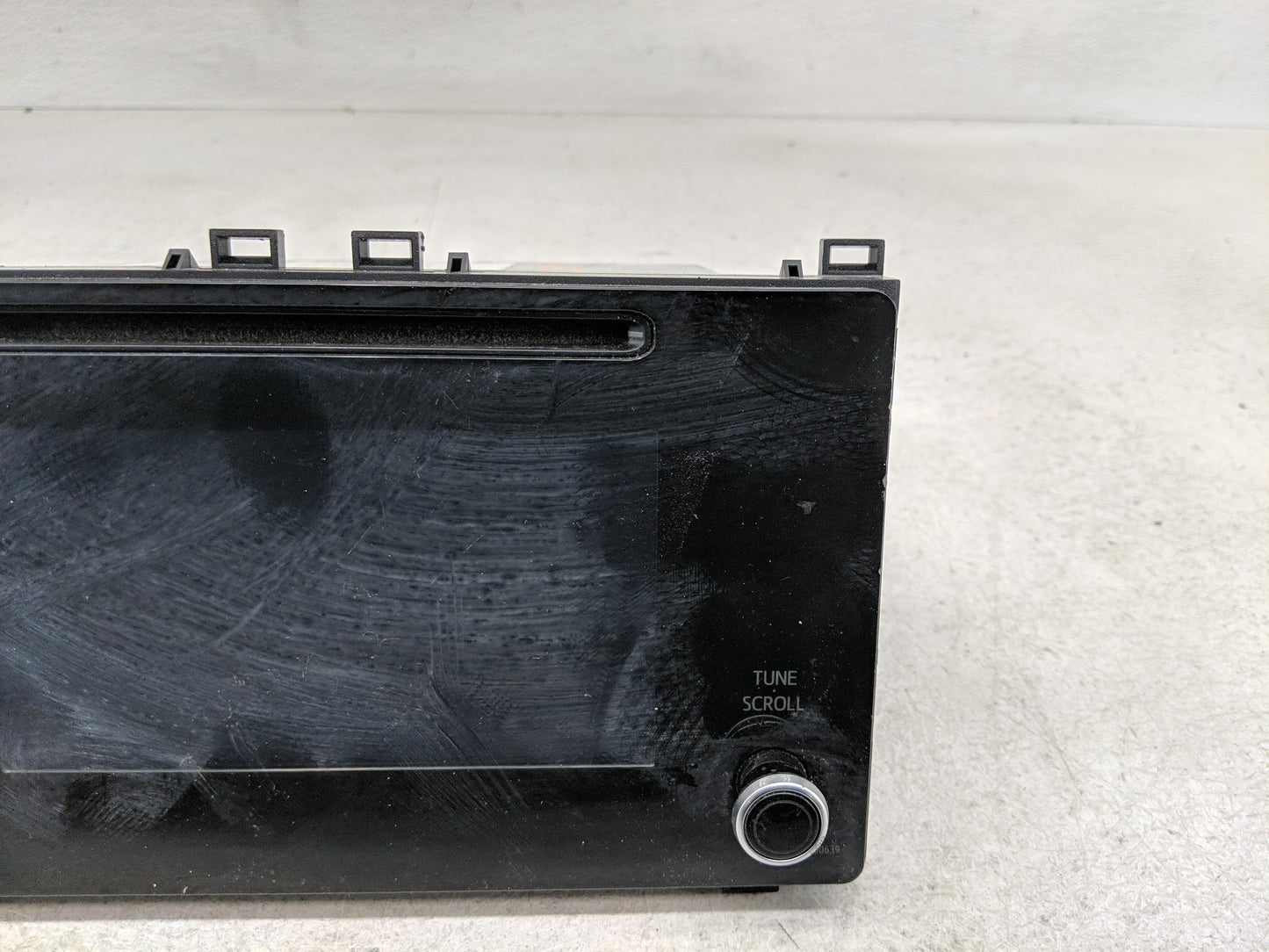2017-2019 Toyota Corolla Radio AM FM Cd Player Receiver Replacement P/N:86140-02520 Fits Fits 2017 2018 2019 OEM Used Auto P