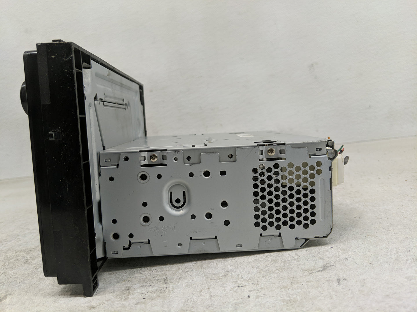 2017-2019 Toyota Corolla Radio AM FM Cd Player Receiver Replacement P/N:86140-02520 Fits Fits 2017 2018 2019 OEM Used Auto P