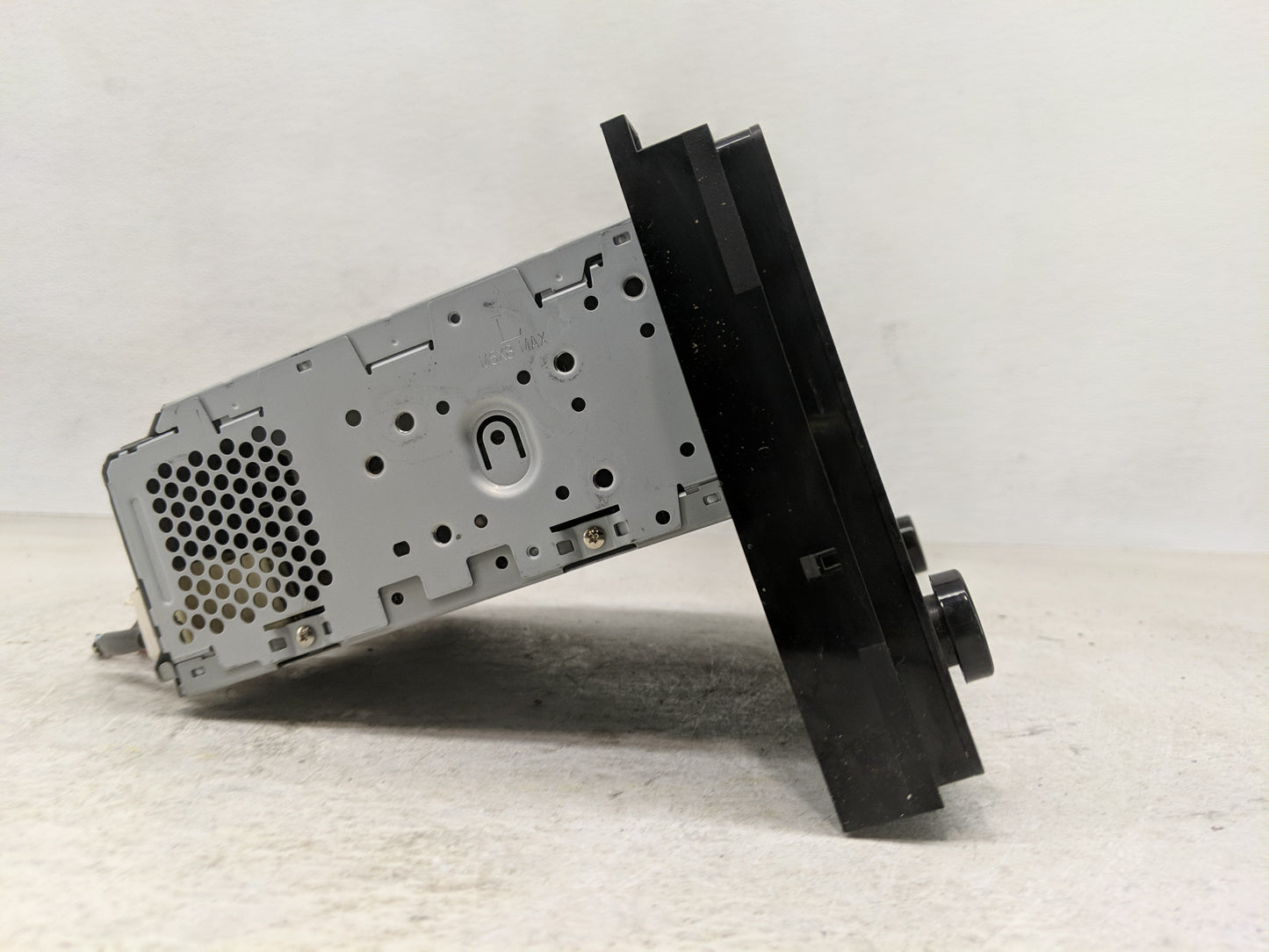 2017-2019 Toyota Corolla Radio AM FM Cd Player Receiver Replacement P/N:86140-02520 Fits Fits 2017 2018 2019 OEM Used Auto P