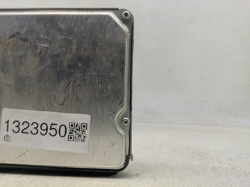 2017-2019 Toyota Corolla PCM Engine Control Computer ECU ECM PCU OEM P/N:89661-0ZQ90 Fits Fits 2017 2018 2019 OEM Used Auto Parts