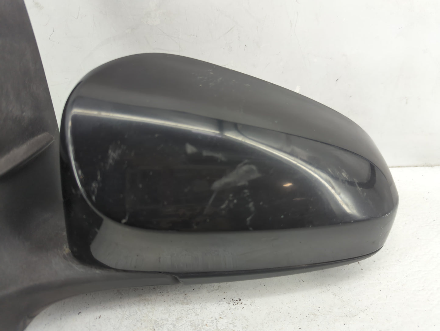 2014-2019 Toyota Corolla Driver Side View Mirror - Left Door Mirror OEM Used - Oemusedautoparts1.com
