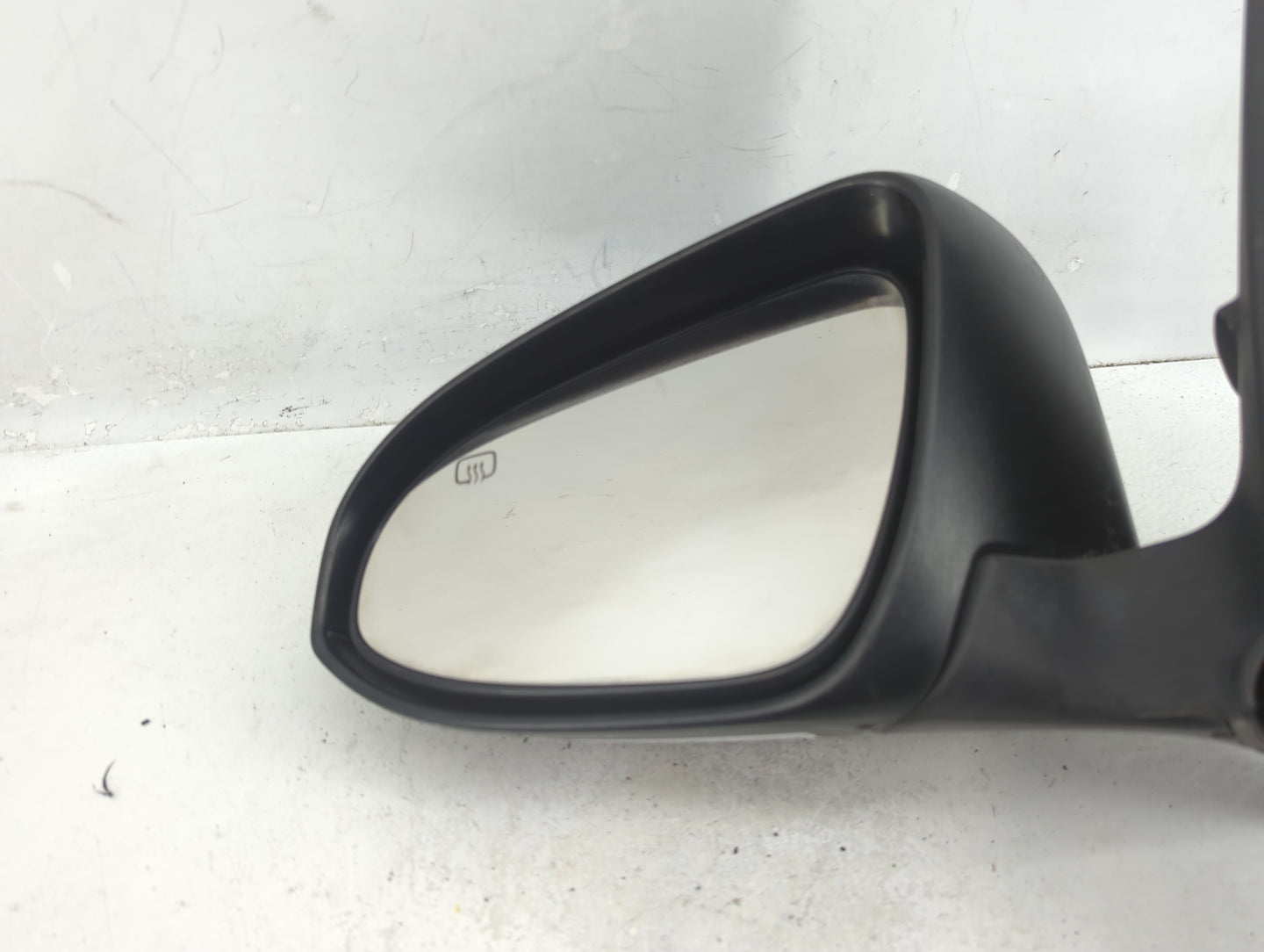 2014-2019 Toyota Corolla Driver Side View Mirror - Left Door Mirror OEM Used - Oemusedautoparts1.com