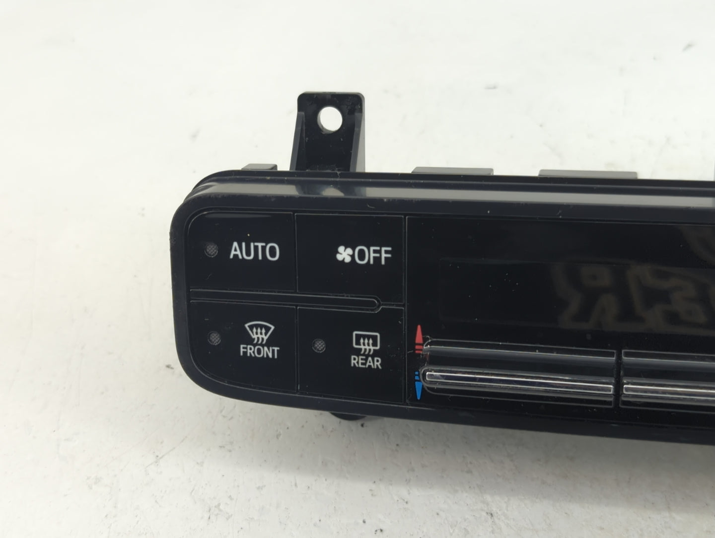 2017-2019 Toyota Corolla Climate Control Module Temperature AC/Heater Replacement P/N:55900-02A30 Fits Fits 2017 2018 2019 O