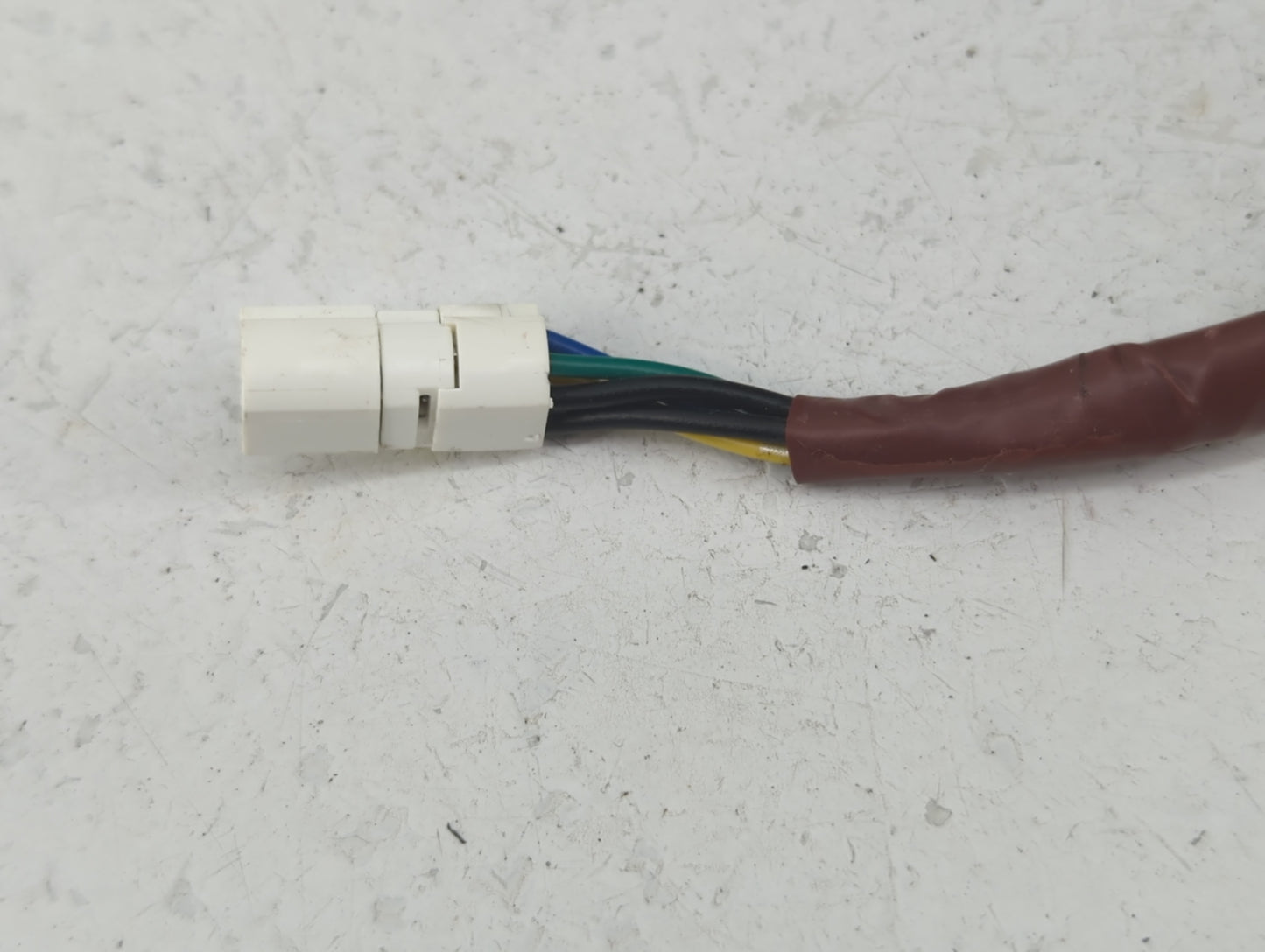 2014-2019 Toyota Corolla Driver Side View Mirror - Left Door Mirror OEM Used - Oemusedautoparts1.com