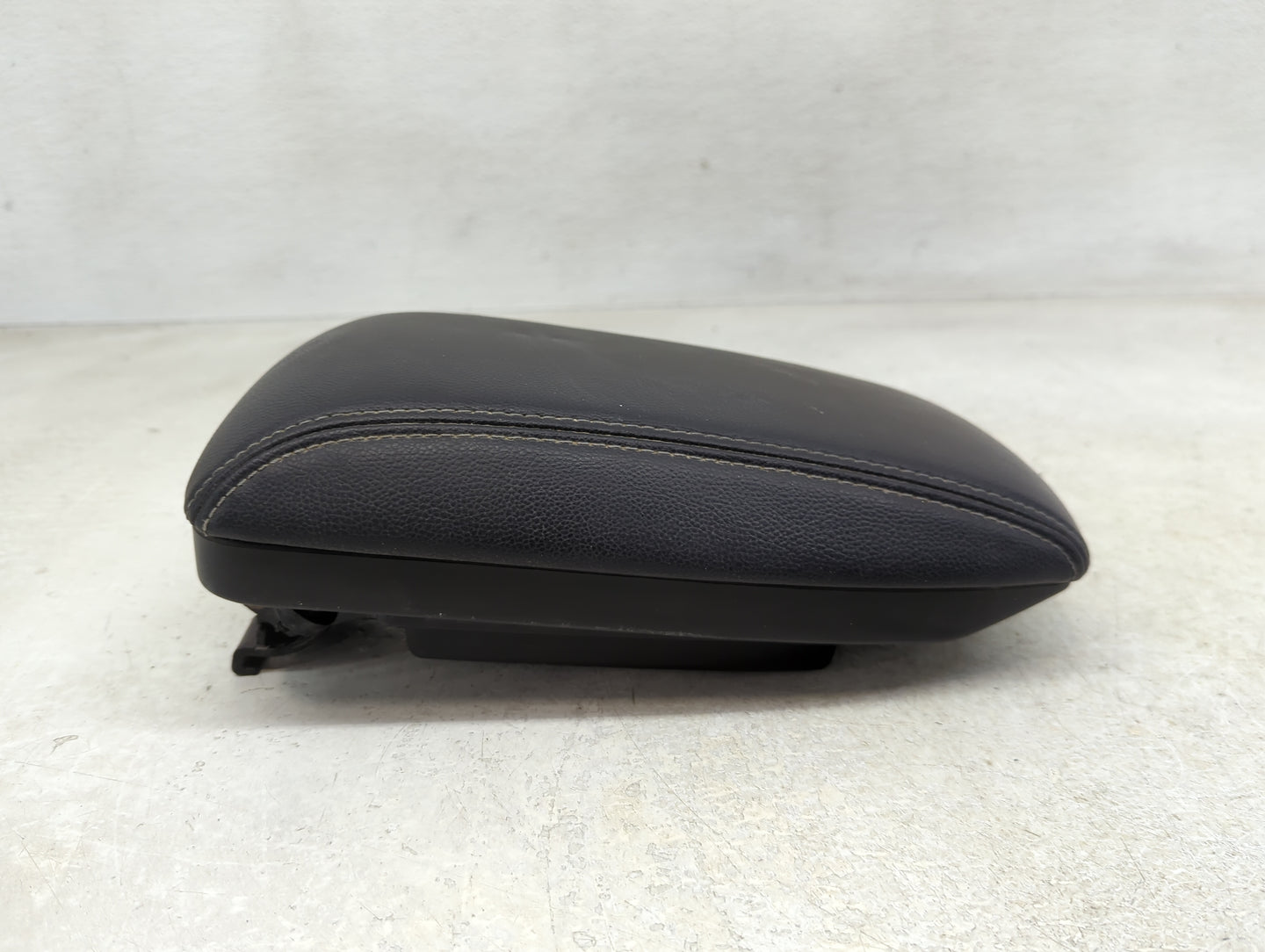 2017 Toyota Corolla Center Console Armrest Cover Lid Fits OEM Used Auto Parts - Oemusedautoparts1.com