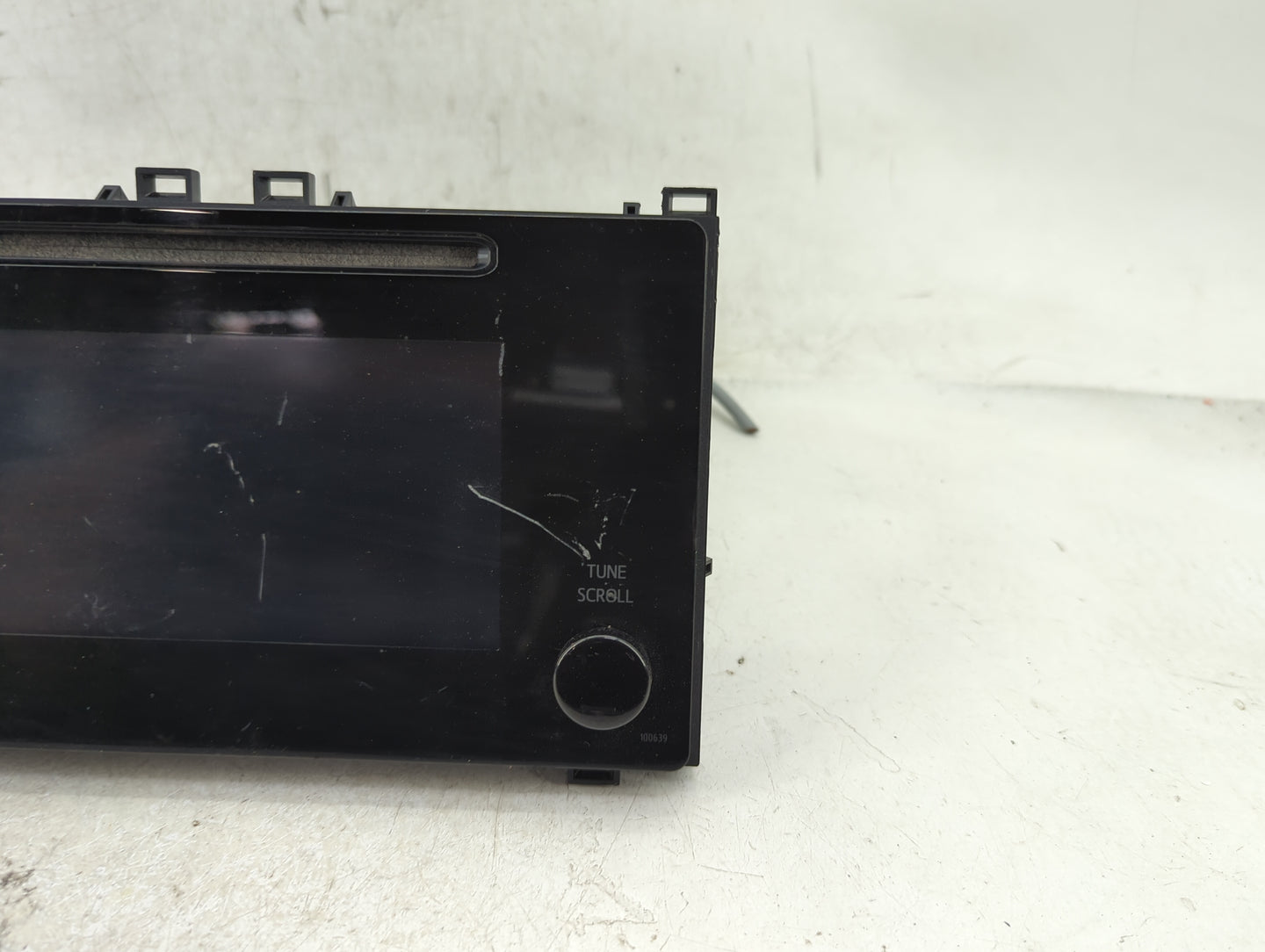 2017-2019 Toyota Corolla Radio AM FM Cd Player Receiver Replacement P/N:86140-02520 Fits Fits 2017 2018 2019 OEM Used Auto P
