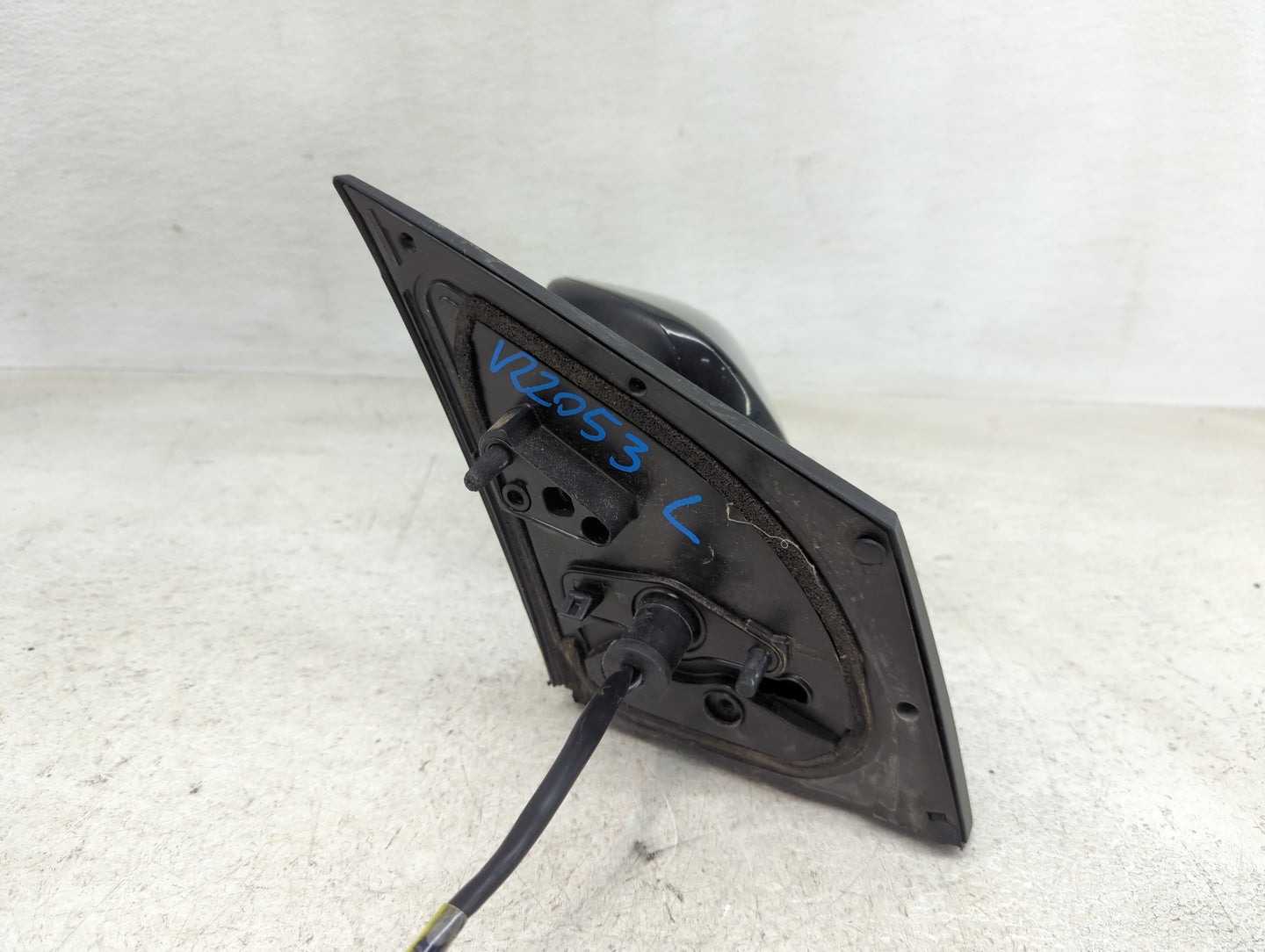 2014-2019 Toyota Corolla Driver Side View Mirror - Left Door Mirror OEM Used - Oemusedautoparts1.com