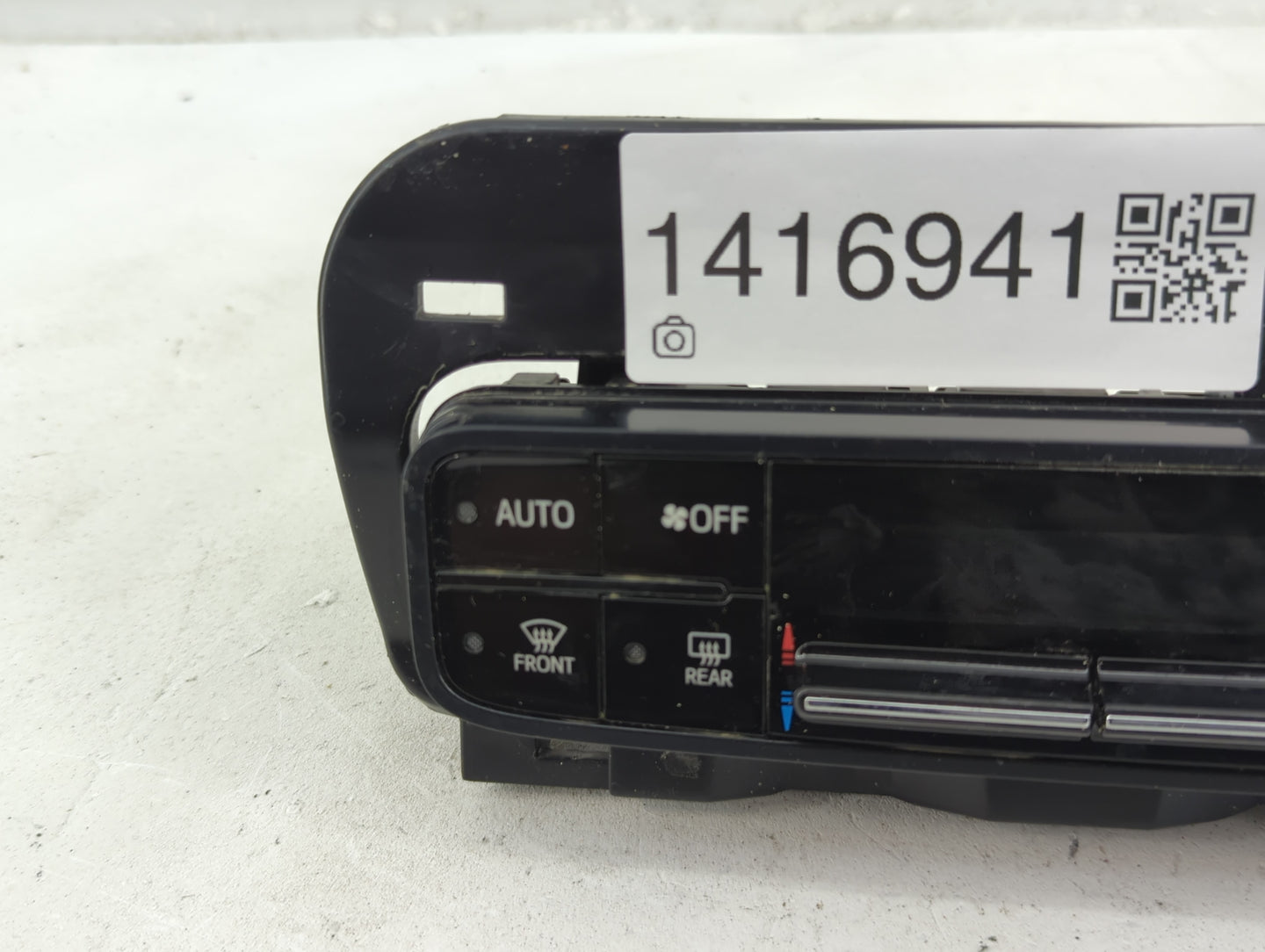 2017-2019 Toyota Corolla Climate Control Module Temperature AC/Heater Replacement P/N:55468-02060 Fits Fits 2017 2018 2019 O