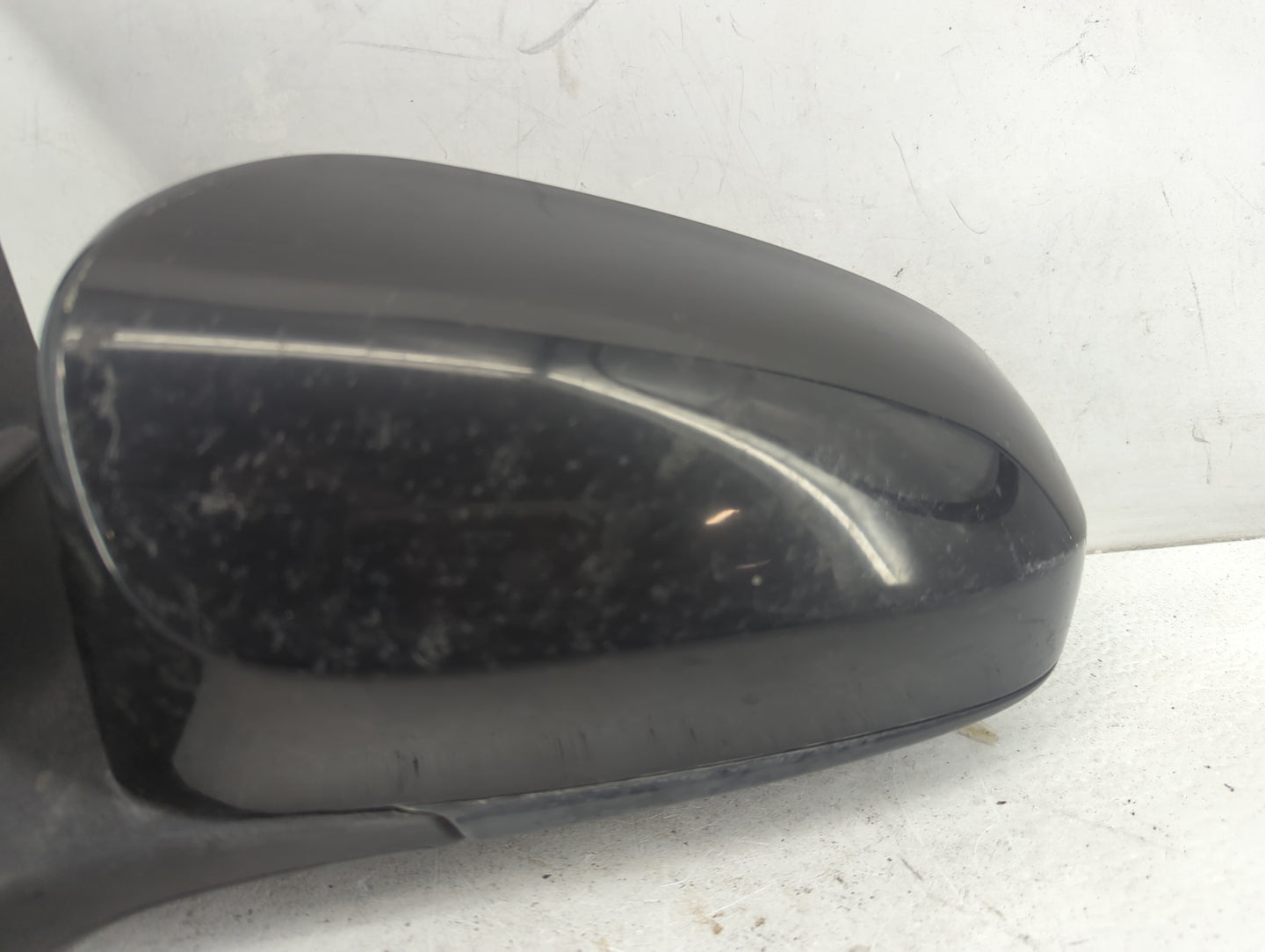 2014-2019 Toyota Corolla Driver Side View Mirror - Left Door Mirror OEM Used - Oemusedautoparts1.com