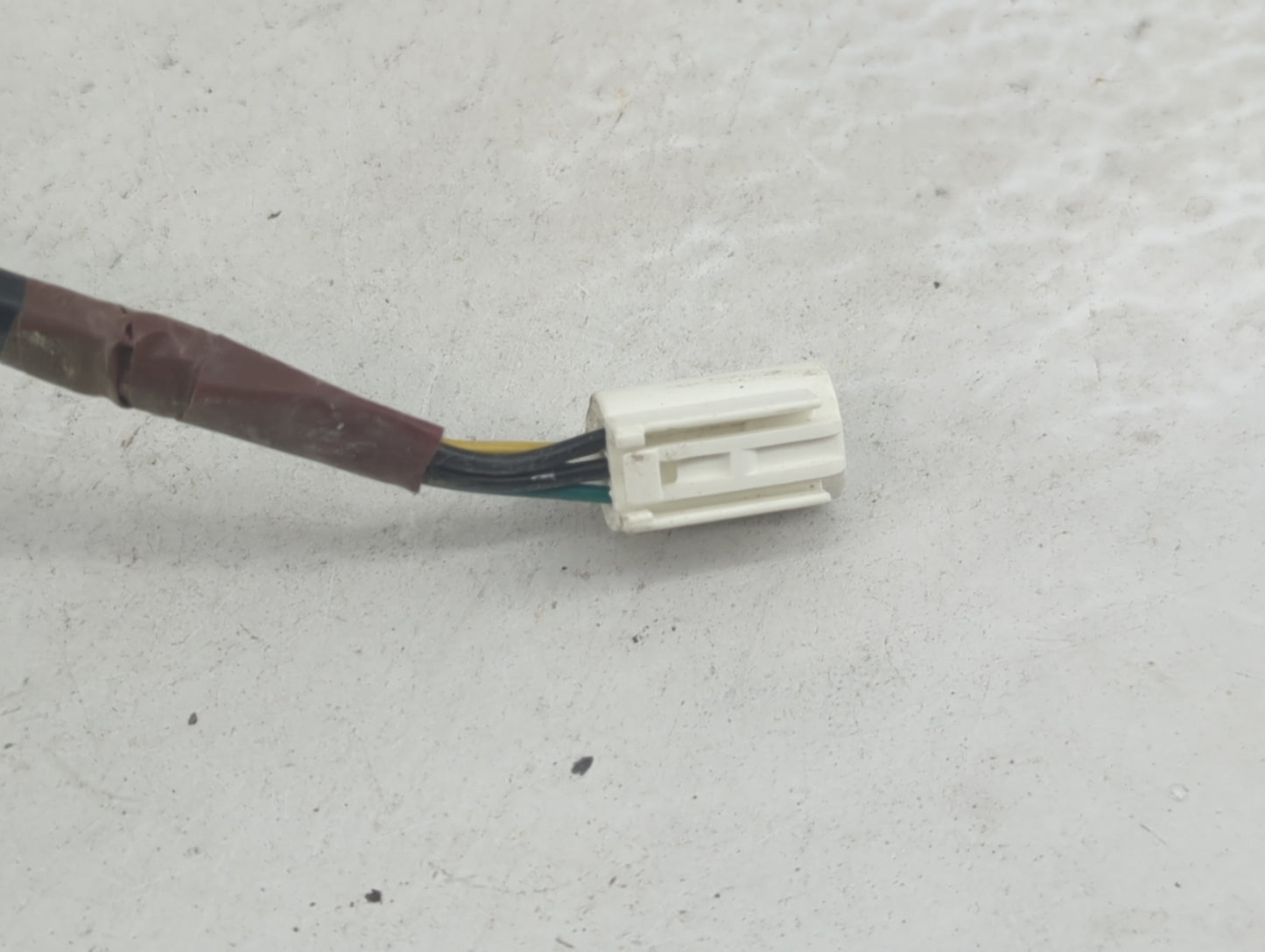 2014-2019 Toyota Corolla Driver Side View Mirror - Left Door Mirror OEM Used - Oemusedautoparts1.com