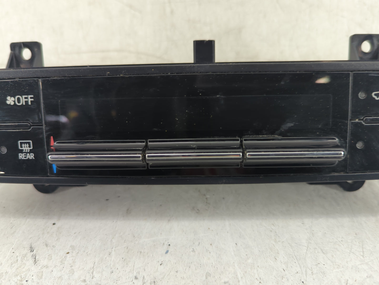 2017-2019 Toyota Corolla Climate Control Module Temperature AC/Heater Replacement P/N:75K114 Fits Fits 2017 2018 2019 OEM Us